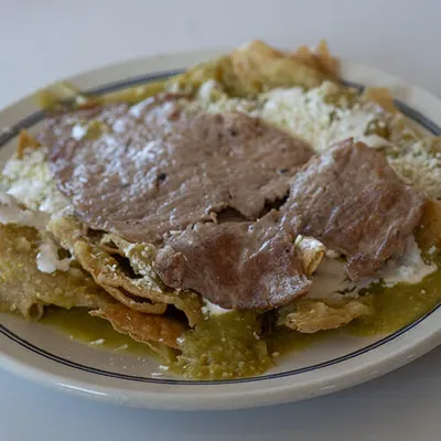 Alimentos y bebidas
